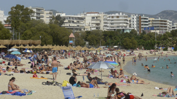 Καιρός: Μίνι καύσωνας με 35αρια έως τη Δευτέρα - Δείτε χάρτες με τις θερμοκρασίες