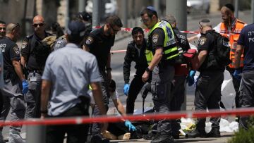 Ισραήλ: Δύο Ισραηλινοί τραυματίστηκαν με μαχαίρι - Νεκρός ο Παλαιστίνιος που φέρεται ως δράστης