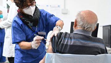 Κορωνοϊός: Η Μάλτα θα έχει εμβολιάσει σήμερα το 70% του πληθυσμού με μία δόση