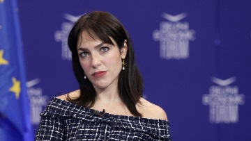 Μιχαηλίδου: Διευρύνονται τα ηλικιακά όρια για όσους επιθυμούν να γίνουν ανάδοχοι