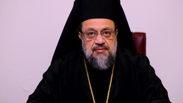 «Οι αγανακτισμένοι του Συντάγματος έχουν γίνει αντιεμβολιαστές» λέει ο μητροπολίτης Μεσσηνίας Χρυσόστομος