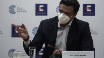 Κικίλιας: Με τους εμβολιασμούς έχουμε αρχίσει να βλέπουμε φως στην άκρη του τούνελ