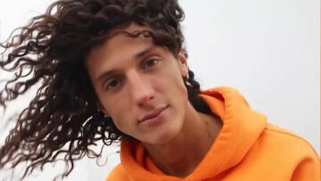 Θάνατος του Γάλλου χορευτή στον Πειραιά: Στην Ελλάδα η  οικογένειά του, μιλά για δολοφονία