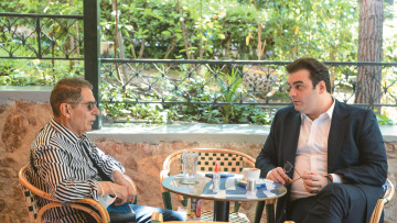 Ο Κυριάκος Πιερρακάκης στον Δανίκα: O digital υπουργός χωρίς... ίχνη Έλληνα πολιτικού