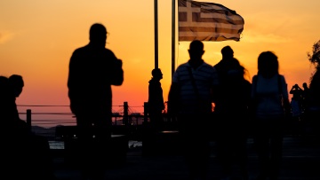 Θεοχάρης: Οι οιωνοί είναι καλοί για τον τουρισμό