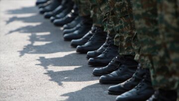 Σοκαριστική καταγγελία: Με βίασαν πριν δέκα χρόνια, όταν ήμουν φαντάρος,  με εντολή του λοχαγού