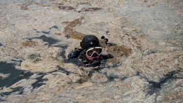 Τουρκία: Η «βλέννα» που πλήττει τη Θάλασσα του Μαρμαρά αρχίζει να εξαπλώνεται και στη Μαύρη Θάλασσα