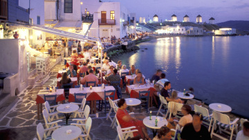 Κορωνοϊός: Έξοδος... μετά μουσικής από το Σάββατο – Ποιοι περιορισμοί χαλαρώνουν