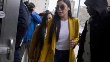 ΗΠΑ: Η σύζυγος του Ελ Τσάπο δήλωσε «ένοχη» σε τρεις κατηγορίες για ναρκωτικά