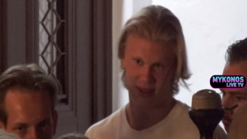 Έρλινγκ Χάαλαντ: Στρώνουν... χρυσάφι στα πόδια του κι αυτός παρτάρει στη Μύκονο (βίντεο)