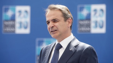 Μητσοτάκης στη Σύνοδο του ΝΑΤΟ: Να δράσουμε τώρα για τα συλλογικά προβλήματα 