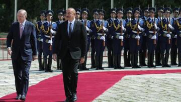 Στο Ναγκόρνο-Καραμπάχ ο Ερντογάν - Υπέγραψε σύμφωνο στρατιωτικής συνεργασίας με Αζερμπαϊτζάν