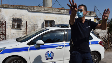 Άγριο έγκλημα στην Κατερίνη: Βρέθηκε καμένο πτώμα με κουκούλα στο κεφάλι και δεμένο πισθάγκωνα