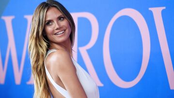 Euro 2020: Οι... ημίγυμνες ευχές της Χάιντι Κλουμ στην Εθνική Γερμανίας δεν έπιασαν τόπο!