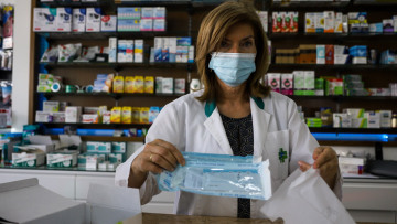 Self test: Τι αλλάζει από τον Ιούλιο - Ποιοι θα εξαιρεθούν και πώς θα γίνει η διανομή τους