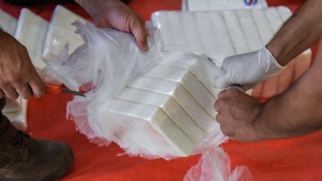 Πειραιάς: Εντοπίστηκαν περισσότερα από 50 κιλά κοκαΐνης σε κοντέινερ - Το δρομολόγιο 