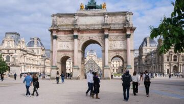 Κορωνοϊός - Γαλλία: Άρση στην απαγόρευση κυκλοφορίας μετά από οκτώ μήνες