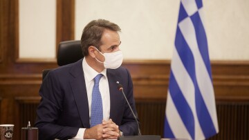 Μητσοτάκης προς πατριάρχη Θεόδωρο Β’: Αμέριστη η συμπαράστασή μας στο Πατριαρχείο Αλεξανδρείας