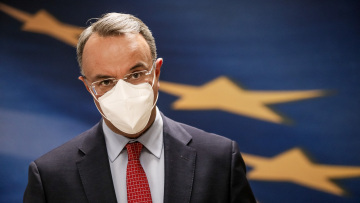 Μεσοπρόθεσμο: Μειώσεις φόρων, έξοδος από ενισχυμένη εποπτεία και ανάπτυξη άνω του 6% το 2022