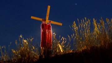 Φρίκη στον Καναδά: Βρέθηκαν άλλοι 751 ανώνυμοι τάφοι παιδιών σε σχολείο για Ινδιάνους