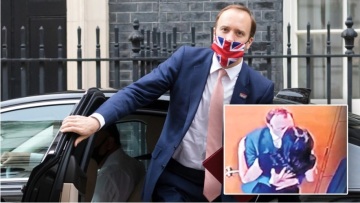 Βρετανία: Ο Ματ Χάνκοκ ξύπνησε νυχτιάτικα τον οκτάχρονο γιο του για να του πει ότι φεύγει από το σπίτι