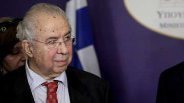 Πέθανε ο διακεκριμένος Έλληνας διπλωμάτης Αδαμάντιος Βασιλάκης