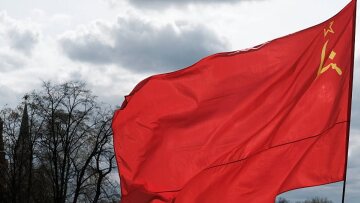 Η Ρωσία απαγορεύει από σήμερα την ταύτιση της Σοβιετικής Ένωσης με την χιτλερική Γερμανία