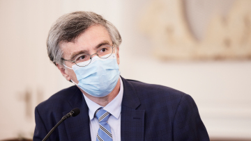 Κορωνοϊός - «Συναγερμός» από τον Σωτήρη Τσιόδρα: Αυξητική τάση κρουσμάτων σε Αττική, Κρήτη, νότιο Αιγαίο