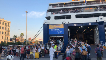 Κυβερνητικός συναγερμός για τέταρτο κύμα: Νέα μέτρα από σήμερα -Τι αλλάζει στα ταξίδια