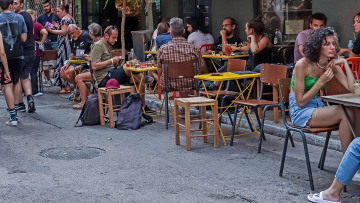 Κορωνοϊός: Άλμα στα 1.797 νέα κρούσματα - 168 οι διασωληνωμένοι, 8 θάνατοι