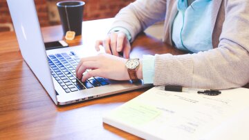 Φορολογούμενοι: Δουλεύουμε 179 ημέρες το χρόνο για... φόρους και εισφορές!