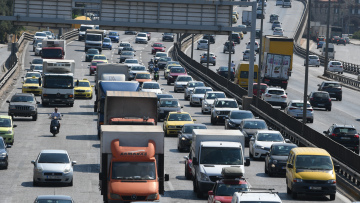 Κίνηση στους δρόμους: Νέο μποτιλιάρισμα στην Αθηνών - Λαμίας με ουρά χιλιομέτρων - Live η κίνηση 