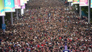 Κορωνοϊός - Βρετανία: Ο συνωστισμός στο Γουέμπλεϊ μπορεί να προκαλέσει 100.000 κρούσματα Covid ημερησίως