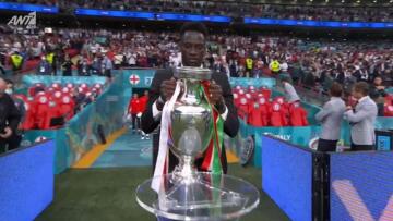 Euro 2020: Ο ήρωας του 2016, Έντερ, έφερε το τρόπαιο στο «Γουέμπλεϊ»