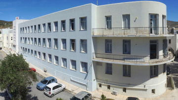 Σύρος: Πέθανε 18χρονη που νοσηλευόταν - Είχε πάει διακοπές στην Ίο