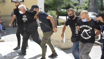 Φρίκη στην Ηλιούπολη: «Από τα 16 μου έκλεινε ραντεβού για σεξ με 70 ευρώ»