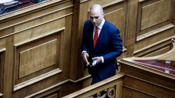 Μπογδάνος εκτός ΚΟ της ΝΔ: Διαγραφή με μηνύματα