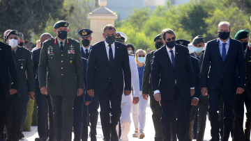 Κύπρος: Παναγιωτόπουλος και Φλώρος στη Λευκωσία - Τίμησαν τους πεσόντες της τουρκικής εισβολής