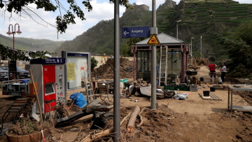 Γερμανία: Δεκάδες γέφυρες, σιδηροδρομικοί σταθμοί και 600 χιλιόμετρα γραμμών καταστράφηκαν