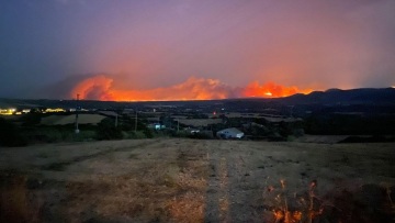 Ιταλία: Καταστροφικές πυρκαγιές στη Σαρδηνία – Δύο Καναντέρ στέλνει η Ελλάδα