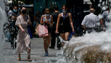Καιρός - Έρχεται δεκαήμερος καύσωνας με έως και 43 βαθμούς - Συνολάκης: Περιμέναμε τέτοια φαινόμενα μετά το 2040