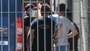 Προφυλάκιση Φιλιππίδη: Ικανοποίηση των ηθοποιών για την απόφαση της Δικαιοσύνης