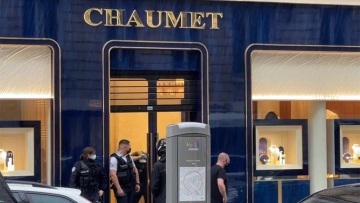 Γαλλία: Συνελήφθη ο ληστής με το ηλεκτρικό πατίνι - Βρέθηκαν τα πανάκριβα κοσμήματα