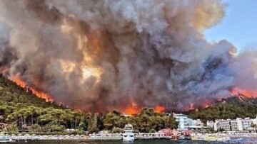 Τουρκία: Στους έξι οι νεκροί από τις δασικές πυρκαγιές - Εκκενώθηκαν σπίτια και ξενοδοχεία στο Μπόντρουμ    
