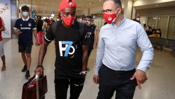 Ολυμπιακός: Στην Ελλάδα ο Ονιεκούρου