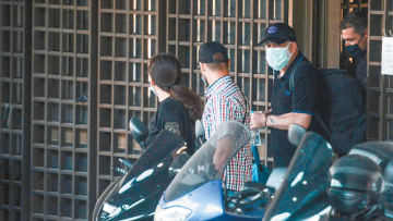 Πέτρος Φιλιππίδης: Πάρ' τον... στη φυλακή