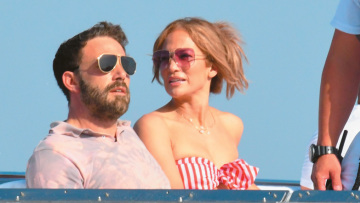 Τζένιφερ Λόπεζ - Μπεν Άφλεκ: Αυτός, αυτή και οι γλουτοί της