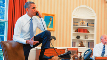 Μπαράκ Ομπάμα: Ο «αόρατος» πλανητάρχης κλείνει τα 60 ως millionaire