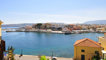 Μέτρα αλά... Μύκονος: Περιορισμοί στη νυχτερινή κυκλοφορία, 24ωρη απαγόρευση μουσικής σε Ζάκυνθο και Χανιά