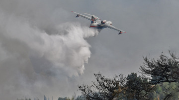 Φωτιές: Ενεργό το πύρινο μέτωπο στη Γορτυνία - Σηκώθηκαν τα εναέρια μέσα για να συνδράμουν στην κατάσβεση 